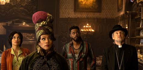 ‘Haunted Mansion’ comedy can’t scare up any laughs